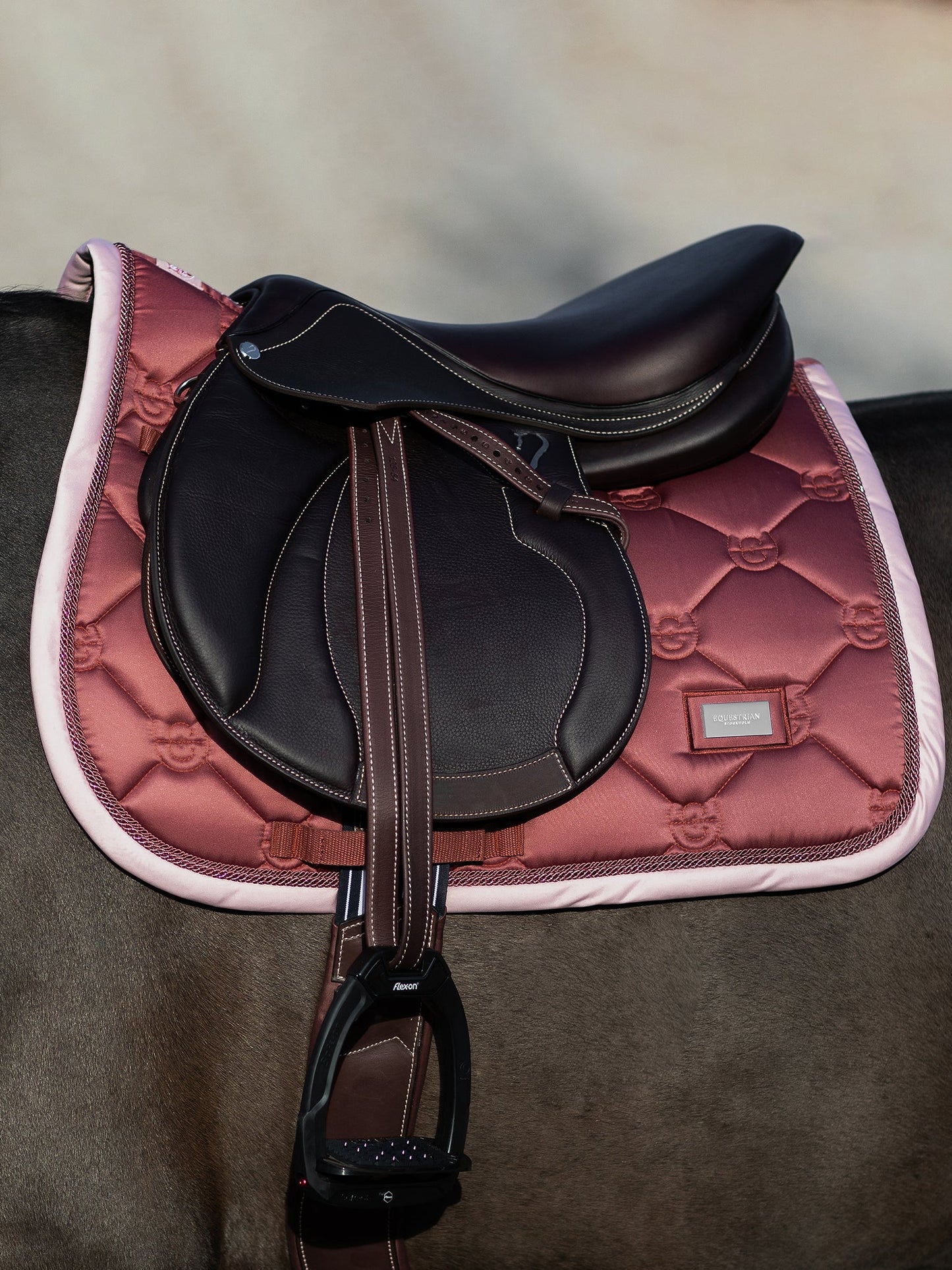 Equestrian Stockholm Jump Amber Rose