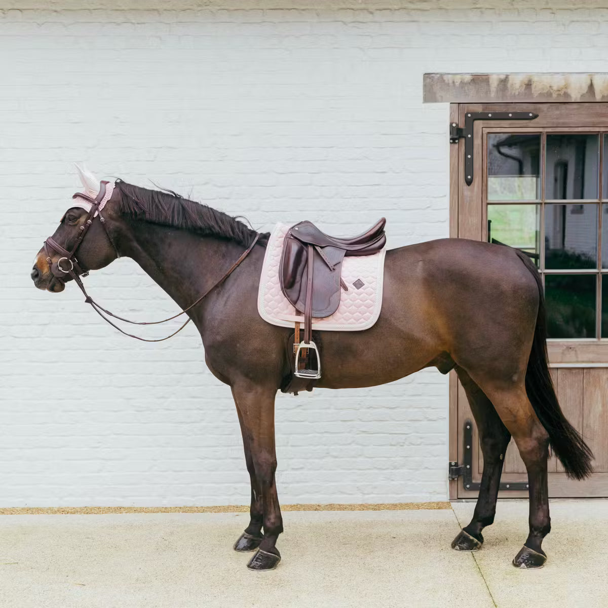 Kentucky Horsewear Onion Quilt with 3D Logo Jump Pad in Blush