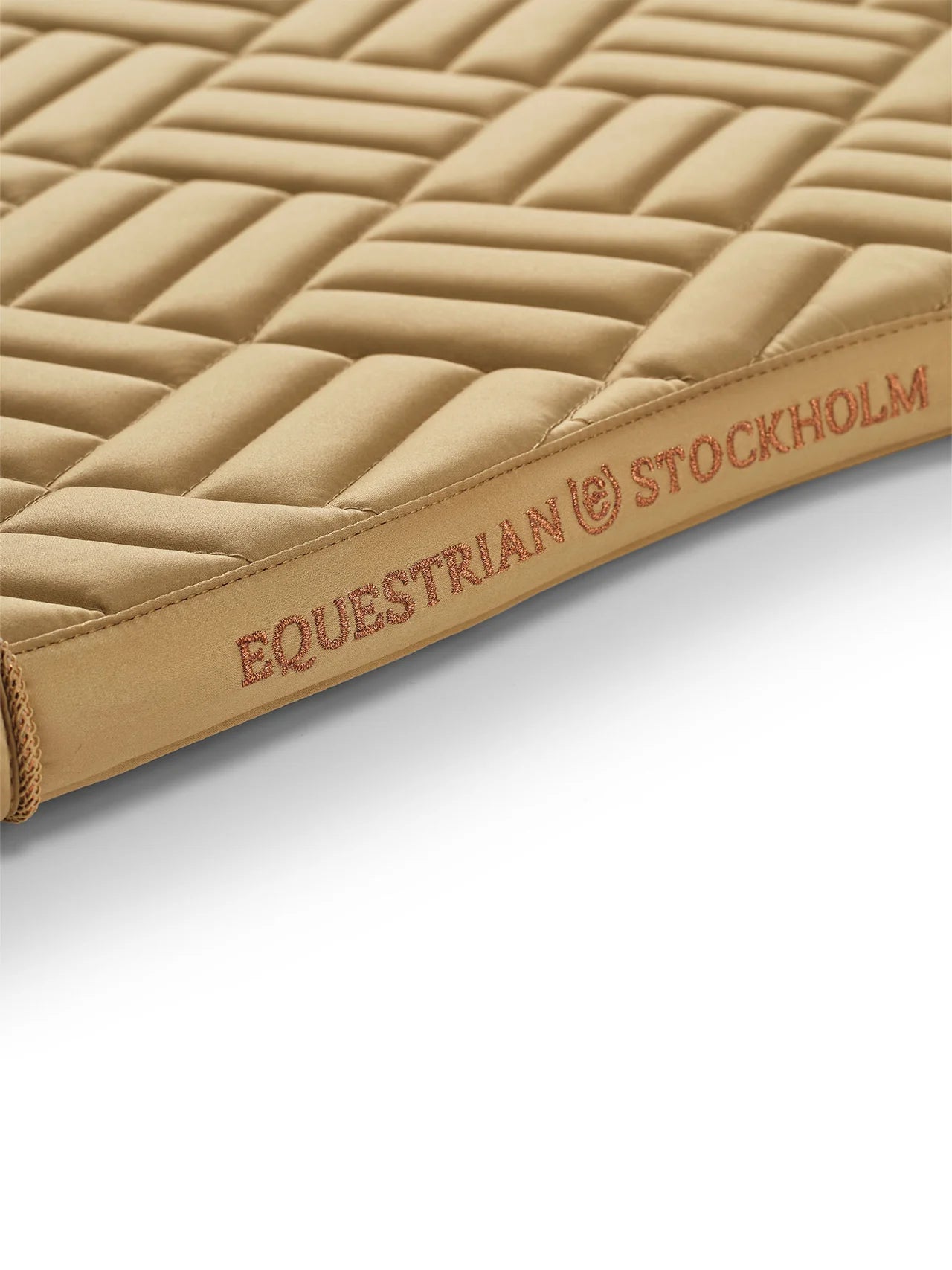 Equestrian Stockholm Modern Midsummer Glow