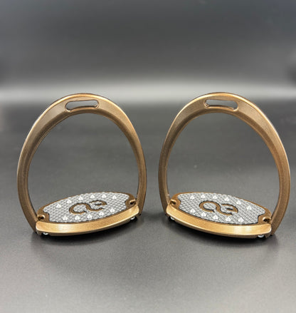 American Equus ‘Elite’ English Stirrup Bronze