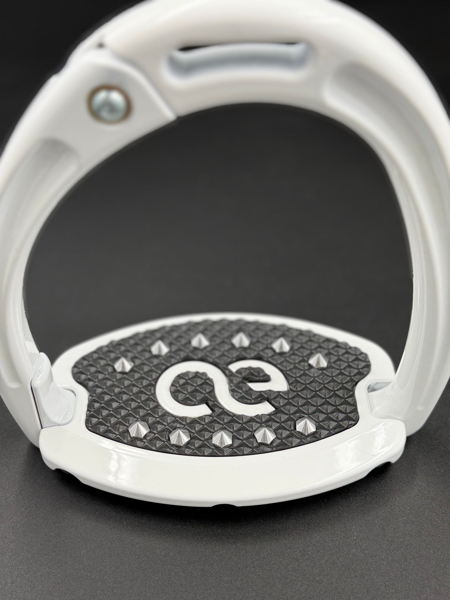 American Equus ‘Elite Escape’ English Stirrups Stratus White