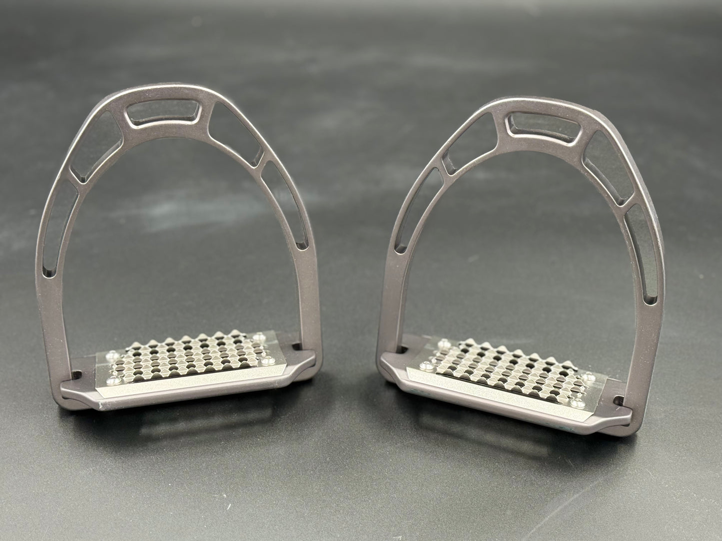 Acavallo Arco Evolution Stirrups Titanium