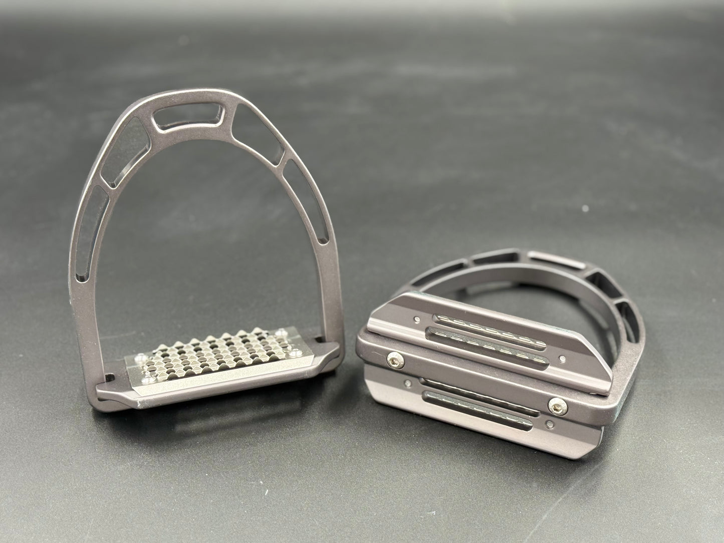 Acavallo Arco Evolution Stirrups Titanium